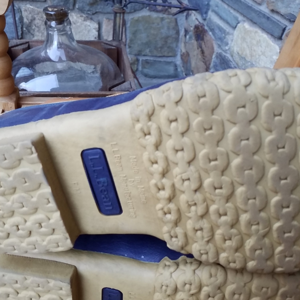 L.L. Bean Thinsulate Duck Boots - image 6